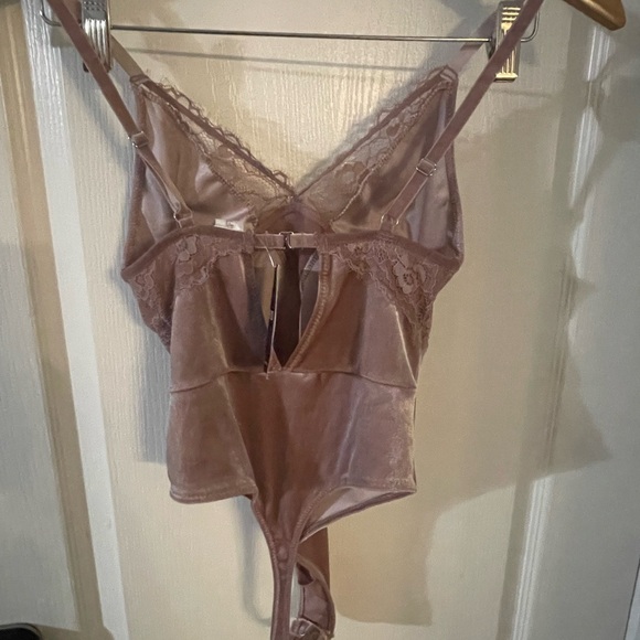 Forever 21 Satin Lace Trim Chemise - Mauve bodysuit - Picture 2 of 3
